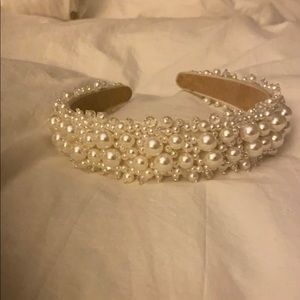 Pearl headband